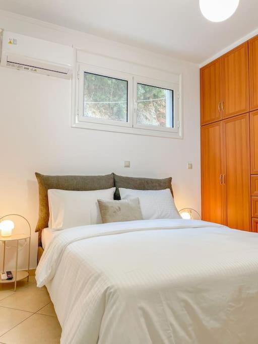 Afroditi'S Apartment Superb View Gythio Ngoại thất bức ảnh